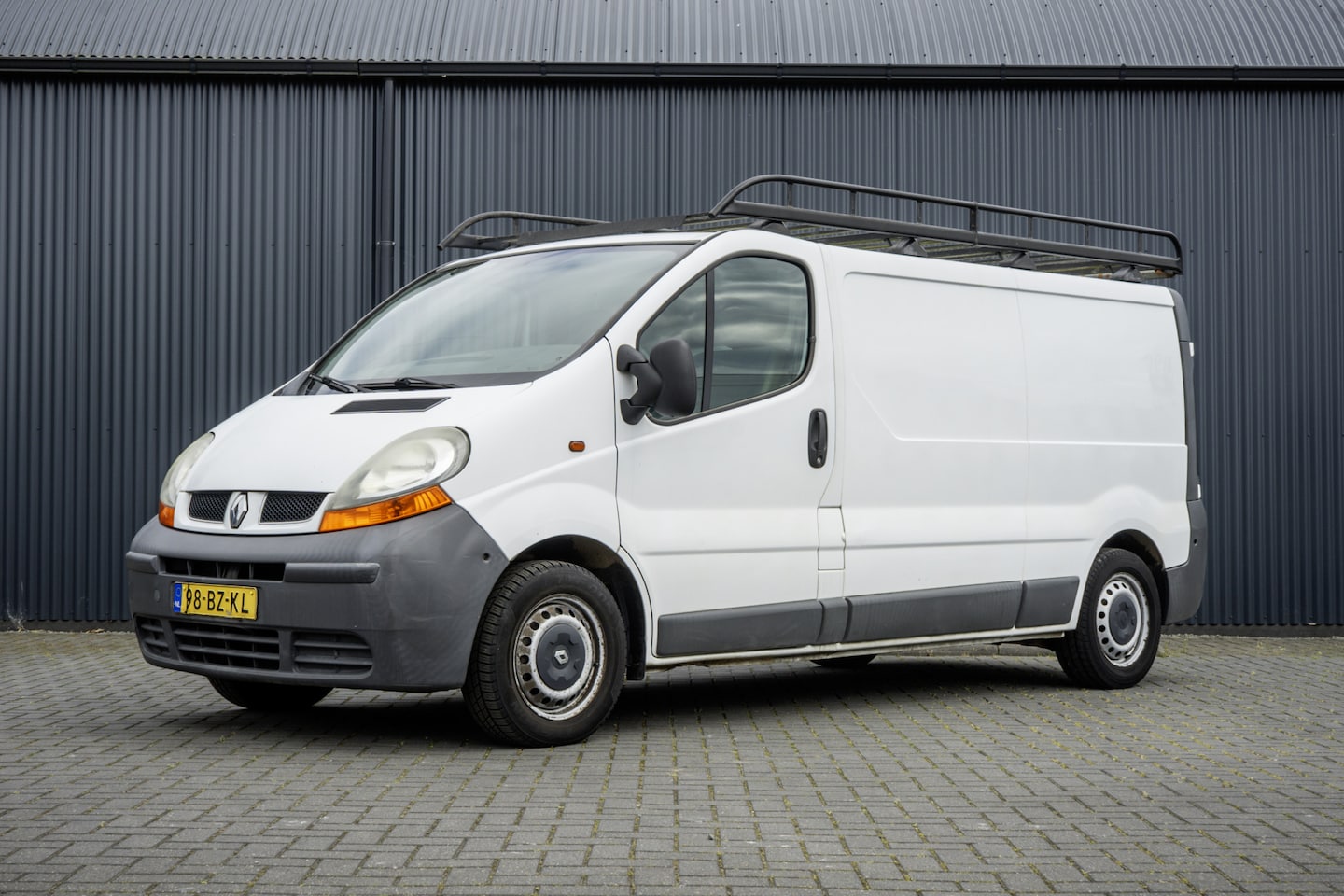 Renault Trafic - 1.9 dCi L2H1 | 3-Zits | Imperiaal | Inrichting | Airco - AutoWereld.nl