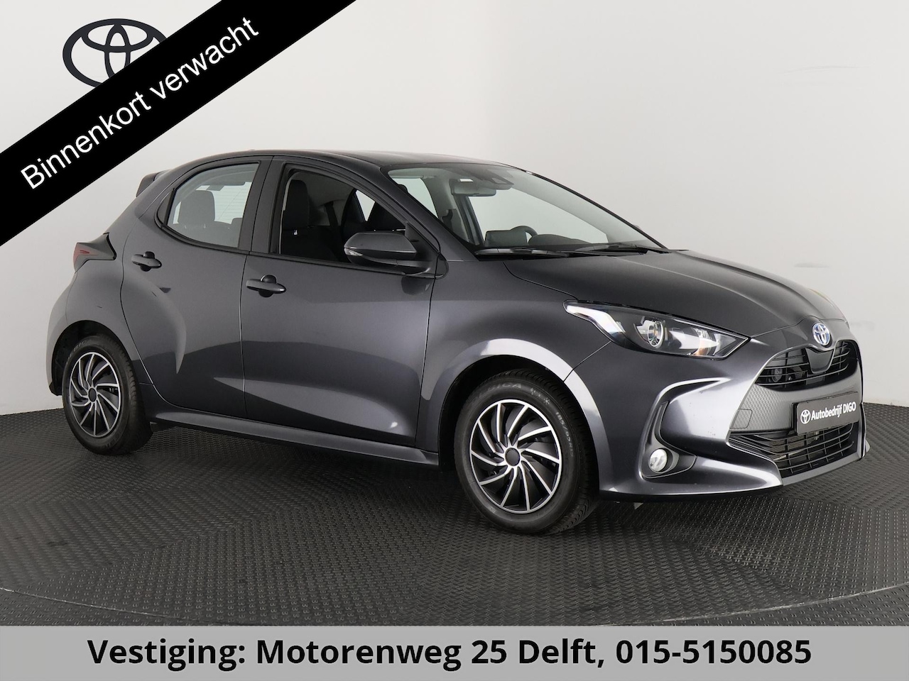 Toyota Yaris - 1.5 HYBRID GRAYLINE BIJNA 2023 NAVI.CAMERA.CRUISE CONTROLL GARANTIE TOT 11-2032* - AutoWereld.nl