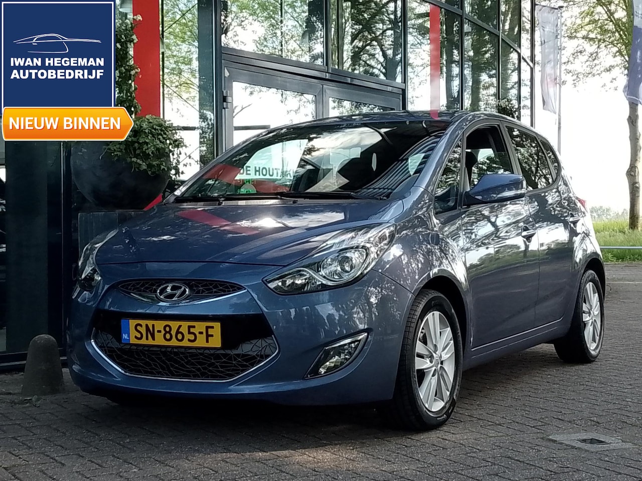 Hyundai ix20 - 1.6i i-Drive AUTOMAAT | Navi | ECC | PDC | Cruise Control | LM Velgen - AutoWereld.nl