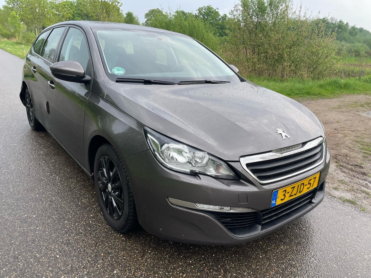 Peugeot 308 SW - 1.6 BlueHDI Blue Lease 1.6 BlueHDI Blue Lease - AutoWereld.nl