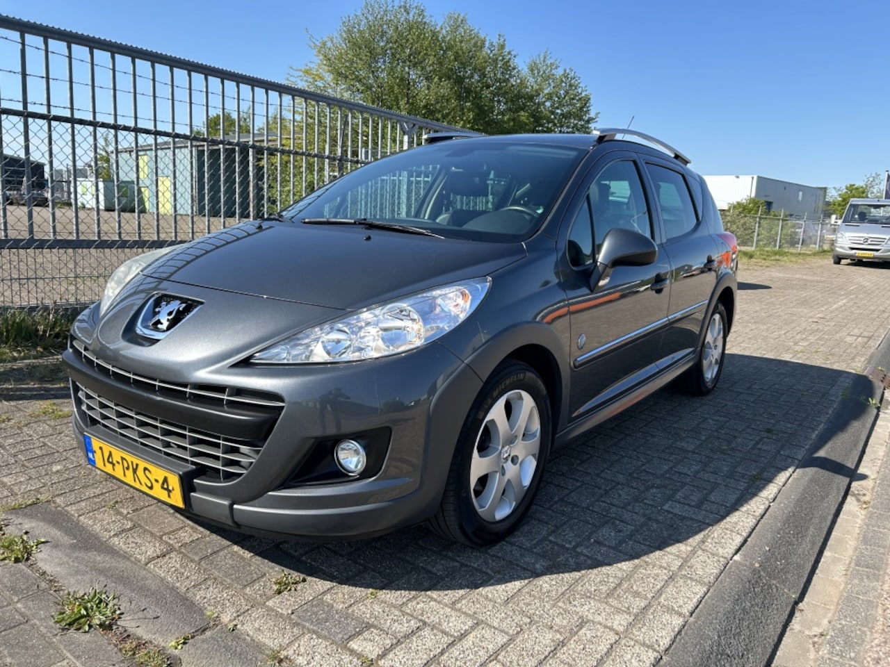 Peugeot 207 SW Outdoor - PANO / Trekhaak 1.6 VTi - AutoWereld.nl