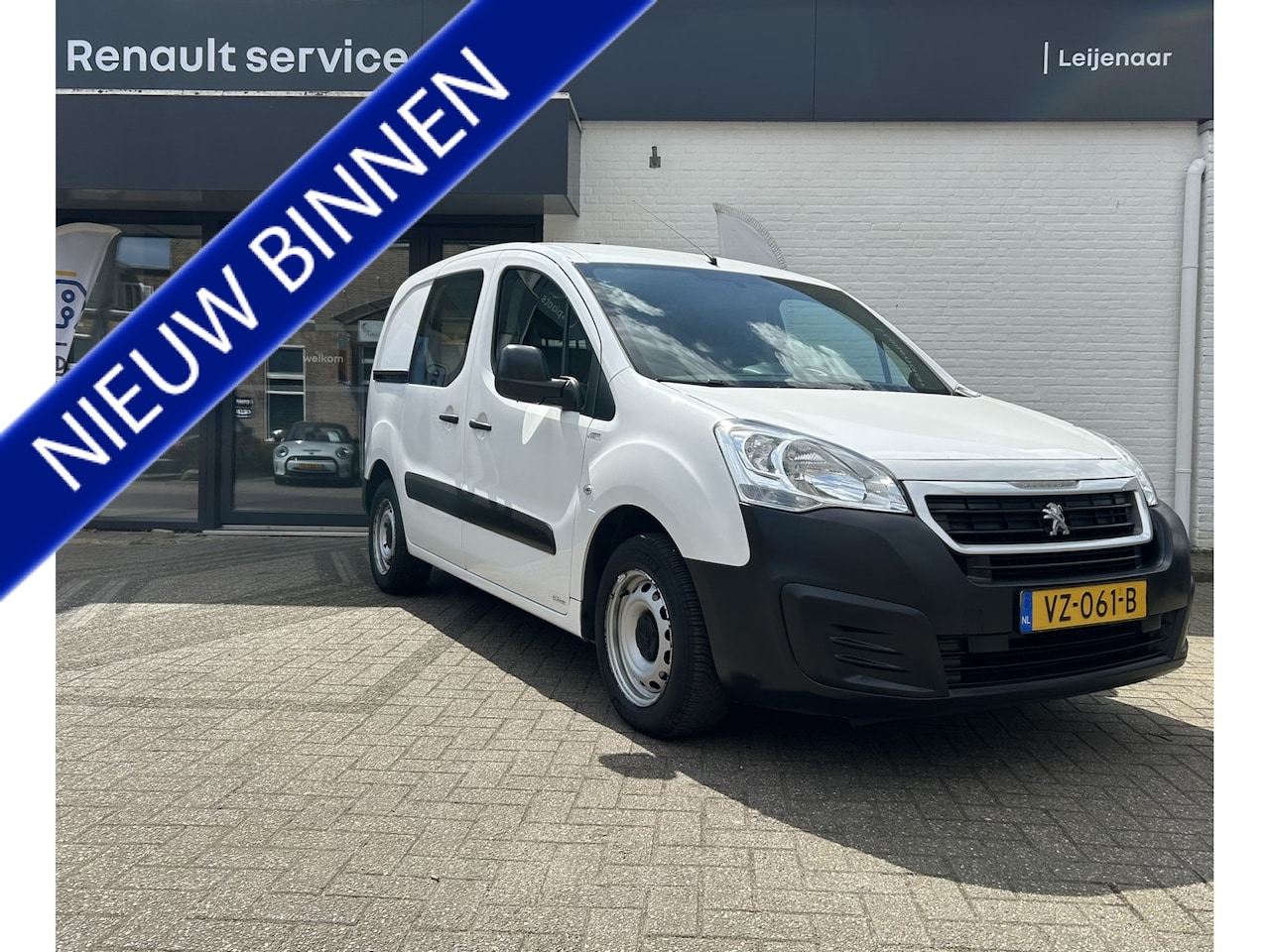 Peugeot Partner - 120 1.6 BlueHDi 75 L1 XR | Airco | Parkeersensoren | Radio CD | Schuifdeur Rechts| Armsteu - AutoWereld.nl