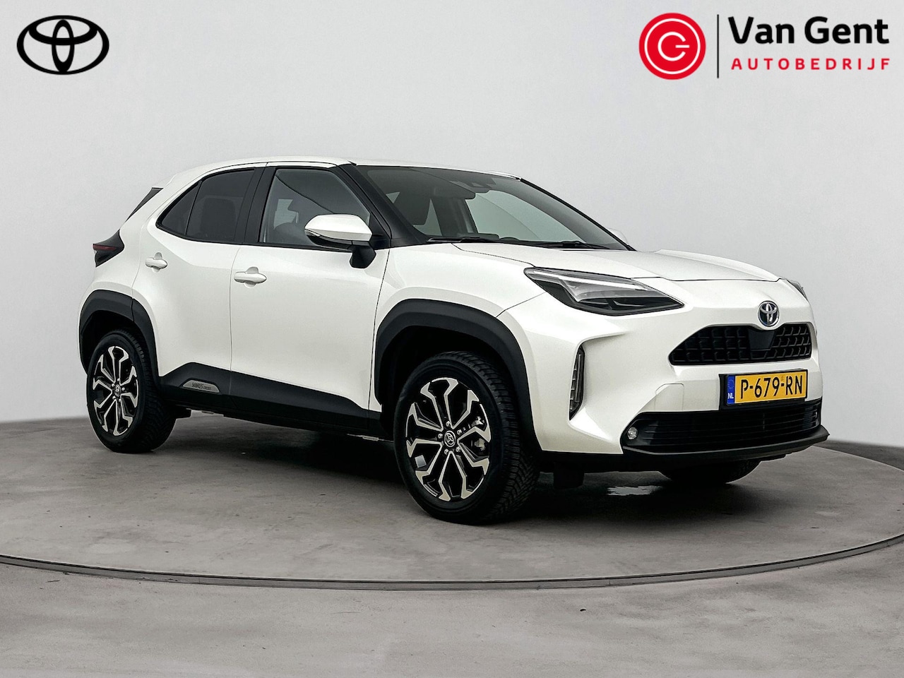 Toyota Yaris Cross - 1.5 Hybrid First Edition | Navigatie - AutoWereld.nl