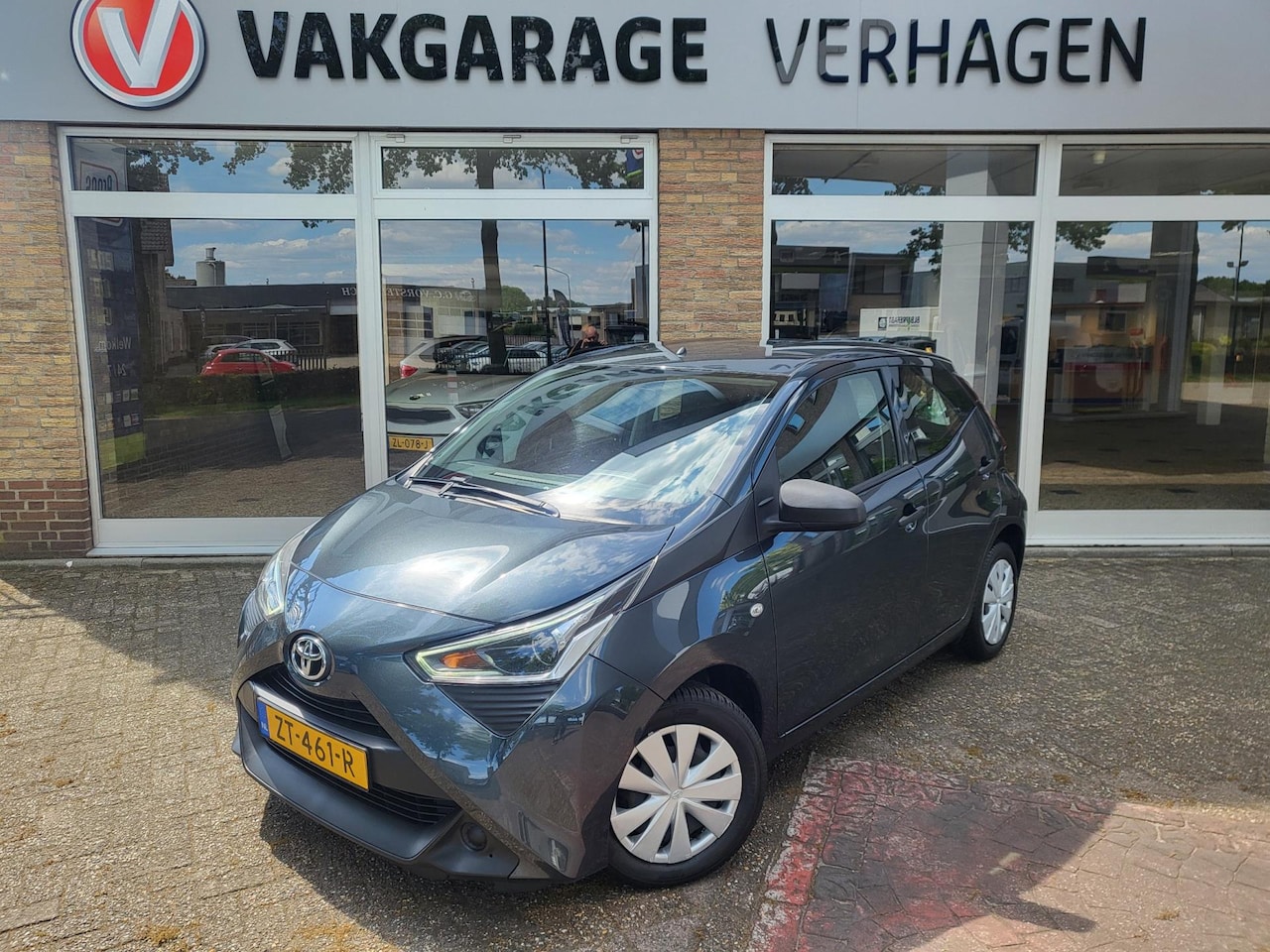 Toyota Aygo - 1.0 VVT-i x-fun 1.0 VVT-i x-fun - AutoWereld.nl