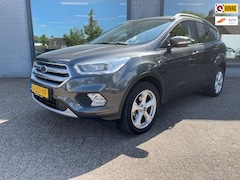 Ford Kuga - 1.5 EcoBoost Titanium | Afn. trekhaak | 1800 kg trekgewicht | Navigatie