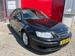 Saab 9-3 Sport Sedan - 1.8 Linear 122pk Youngtimer / Fabrieksdak / Leer met stoelverw. / 15" LM / Parkeersensoren