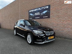 BMW X1 - XDrive20i Executive Automaat, PDC, Navi, Airco, Cruise control, Stoelverwarming