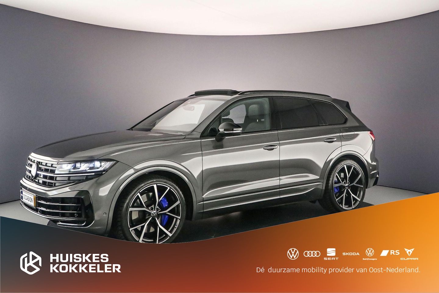 Volkswagen Touareg - R 3.0 TSI eHybrid 462pk Tiptronic Trekhaak, Luchtvering, Panoramadak, Lederen bekleding, A - AutoWereld.nl