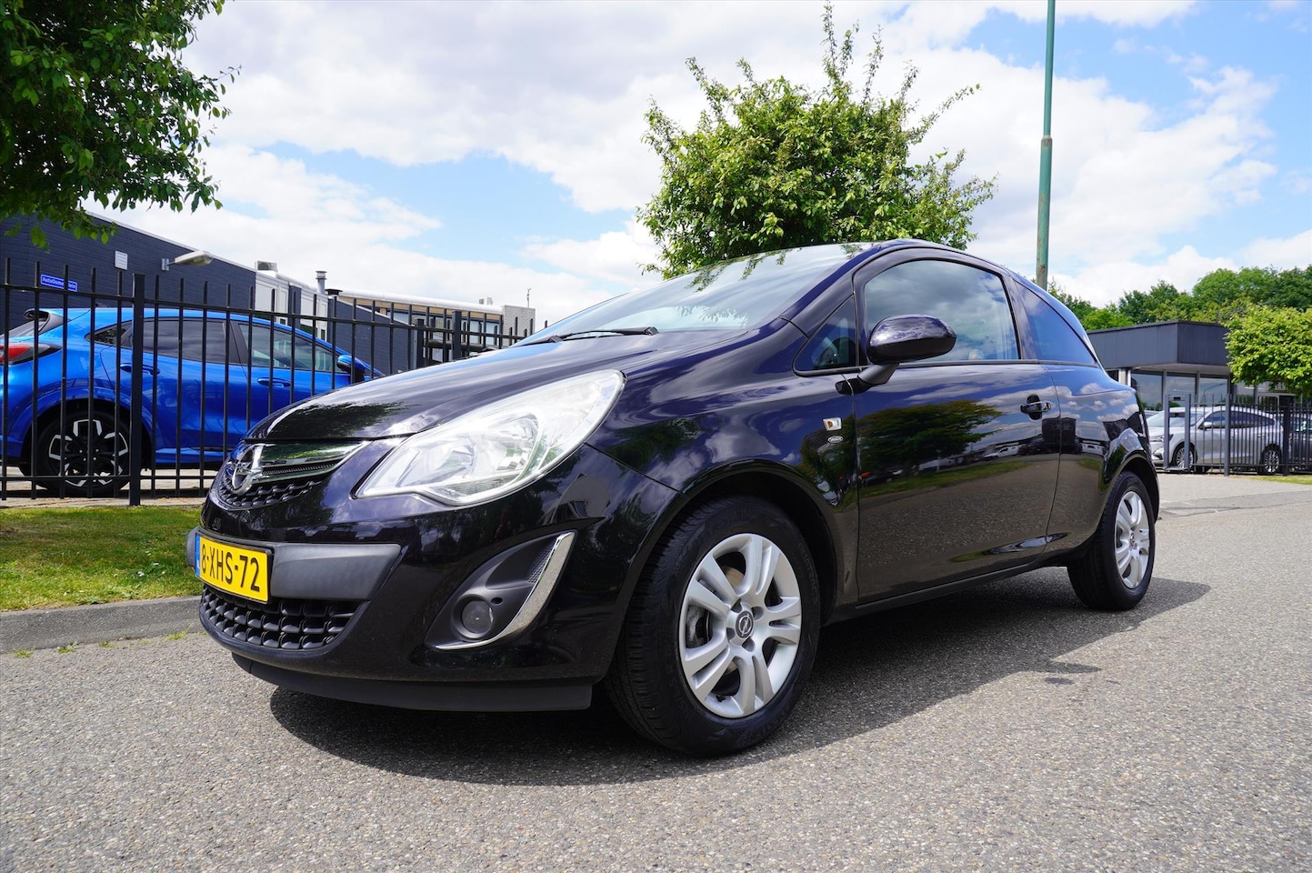 Opel Corsa - 1.2 ecoFLEX 70pk Selection AIRCO - AutoWereld.nl