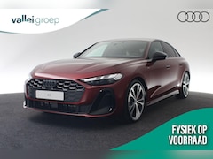 Audi A5 Limousine - S edition 2.0 TFSI e 299 pk | Techniek pakket plus | Optiekpakket zwart | Lederen bekledin