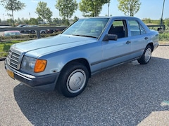 Mercedes-Benz 300-serie - 300D W124 Automaat Trekhaak Schuifdak MARGE