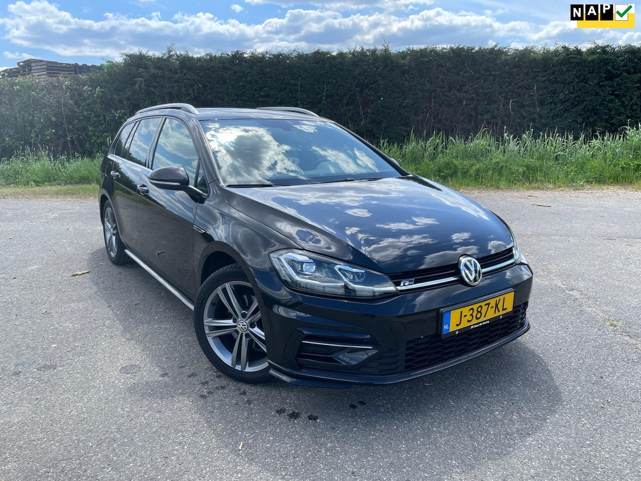 Volkswagen Golf Variant - 1.5 TSI Highline Business R - NED AUTO - CARPLAY - DIGI DASH - AFN TREKHAAK - - AutoWereld.nl