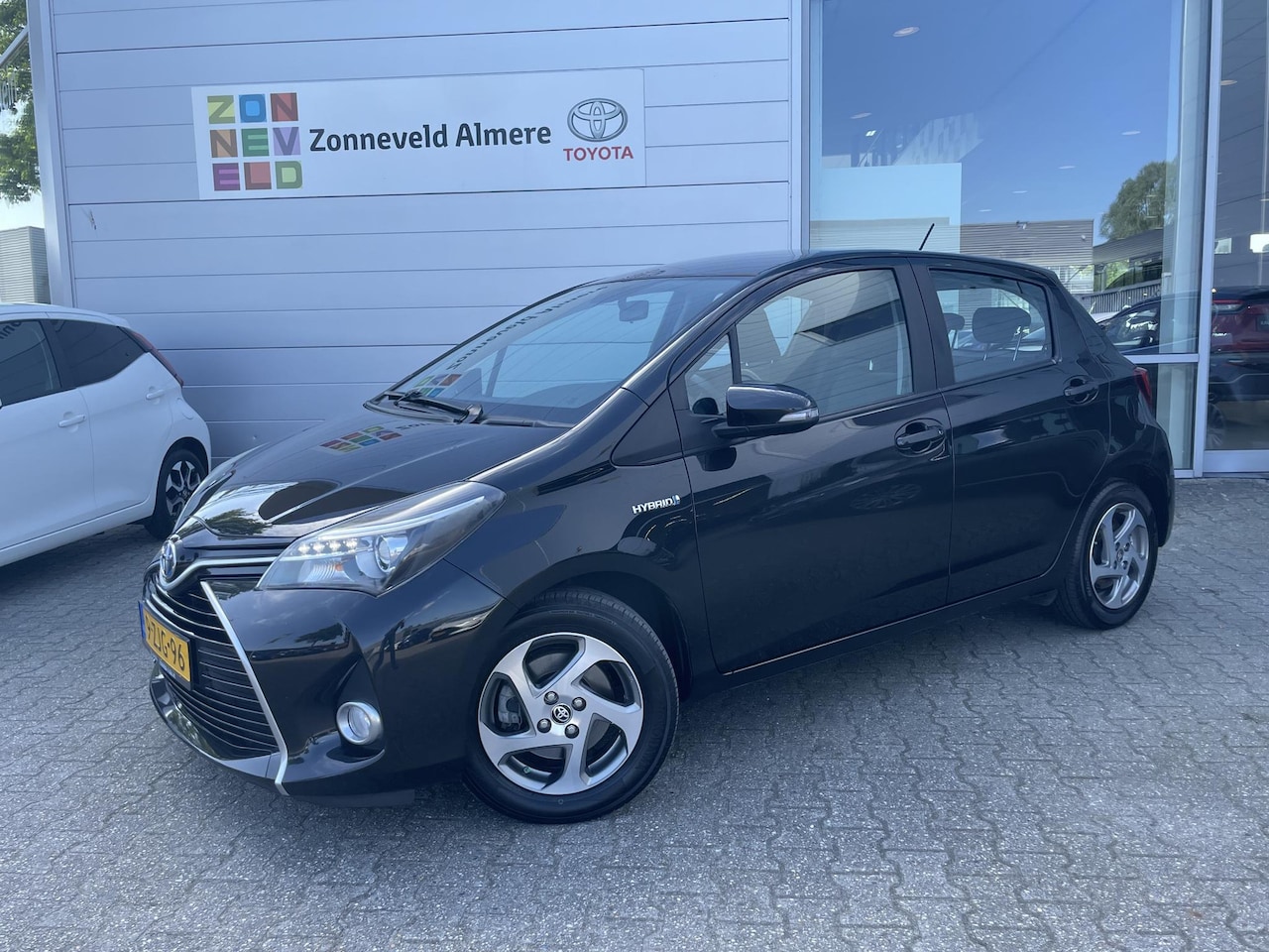 Toyota Yaris - 1.5 Hybrid Lease 1.5 Hybrid Lease - AutoWereld.nl