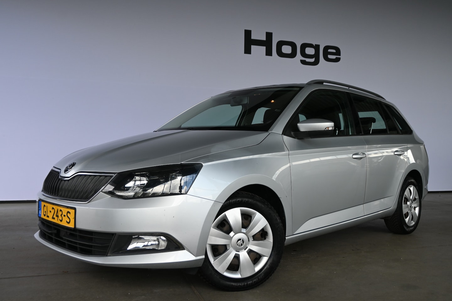 Skoda Fabia Combi - 1.2 TSI Ambition Airco Trekhaak Cruise control Elektrisch Pakket Inruil Mogelijk! - AutoWereld.nl