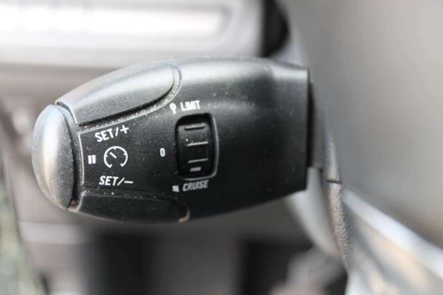 Peugeot 208 - 1.2 Puretech 110pk 5D Allure