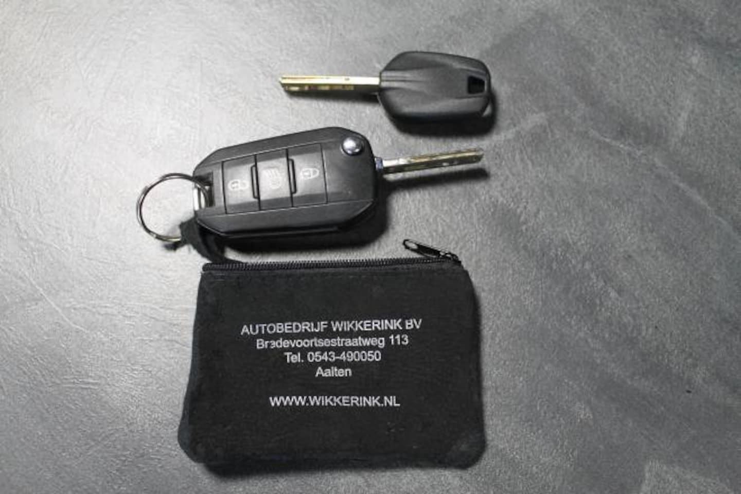 Peugeot 208 - 1.2 Puretech 110pk 5D Allure