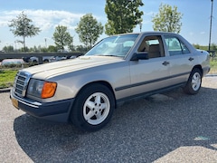 Mercedes-Benz 300-serie - 300D W124 Automaat Airco Trekhaak Cruisecontrol MARGE
