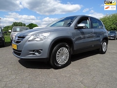 Volkswagen Tiguan - 1.4 TSI Easyline EERSTE EIGENAAR/TREKHAAK