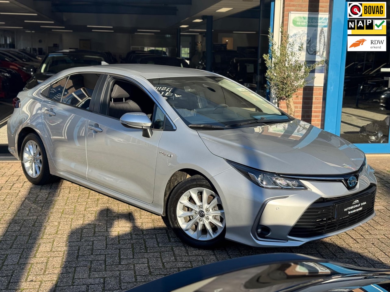 Toyota Corolla - 1.8 Hybrid Business 2021 AUT NAVI CAMERA NAP! - AutoWereld.nl