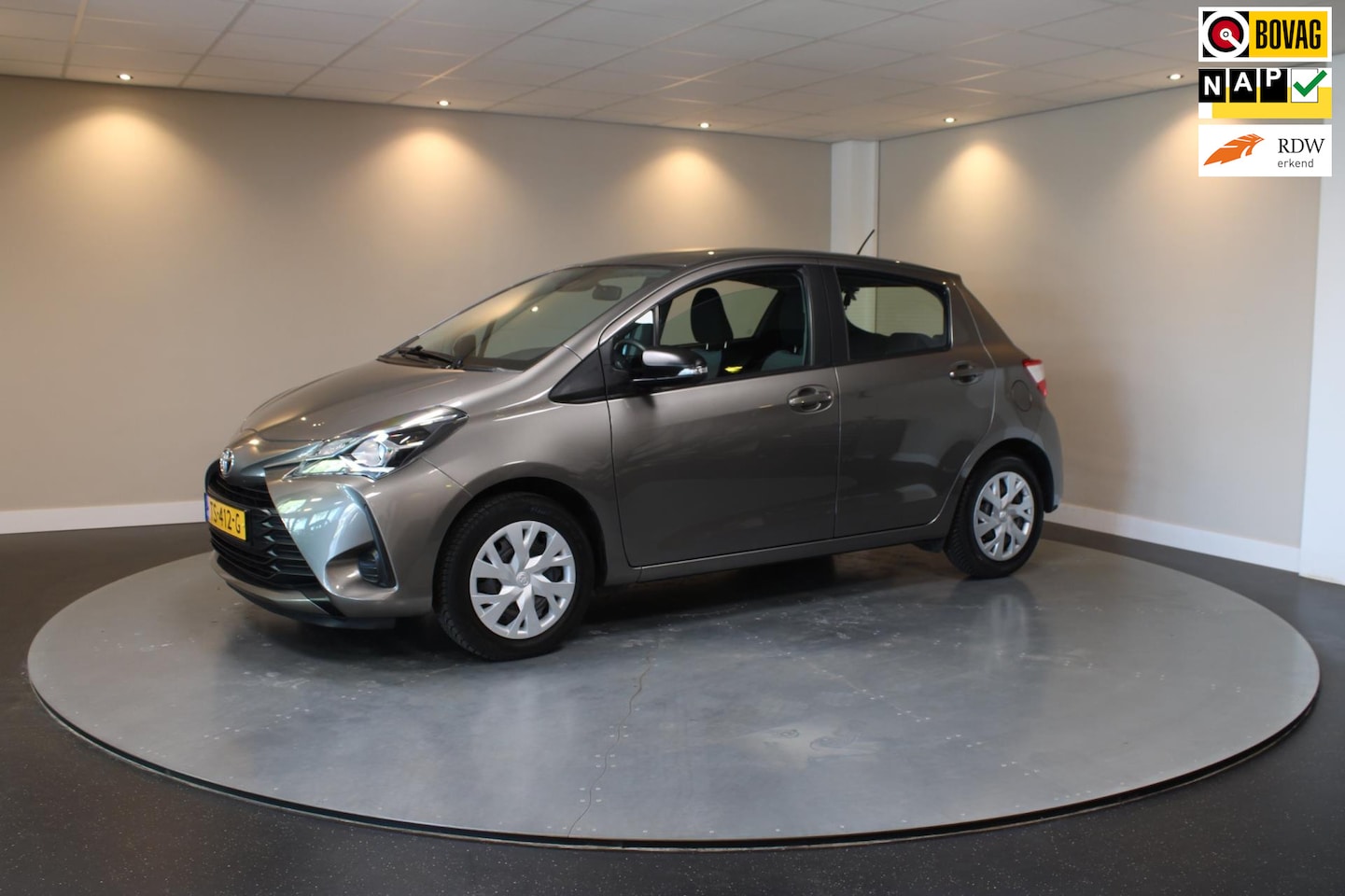 Toyota Yaris - 1.0 VVT-i Energy *All-seasons* Camera|Navi|Airco|APK 2026 - AutoWereld.nl