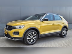 Volkswagen T-Roc - TSI Style Business*Led*pano*blind-spot*clima*lane-ass*beats*nav