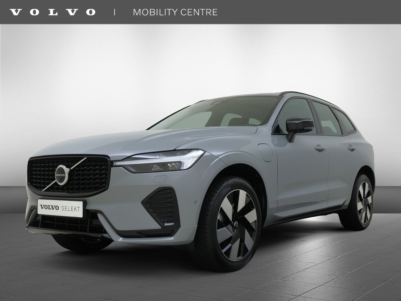 Volvo XC60 - T6 AWD Ultimate Dark | Luchtvering | Trekhaak | 360° Camera | - AutoWereld.nl