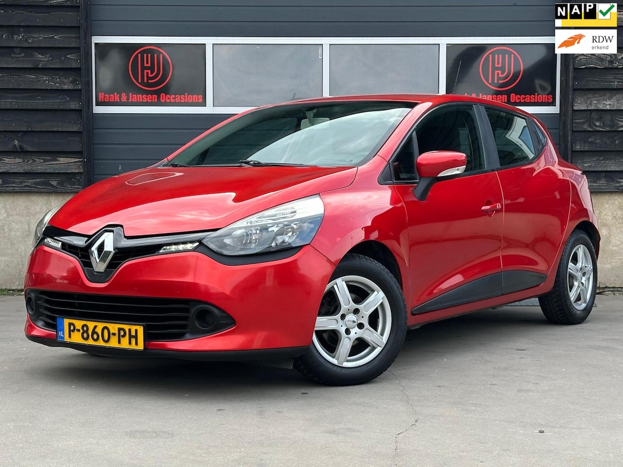 Renault Clio - 1.2 Collection Navi Cruise Apk Lage km! - AutoWereld.nl