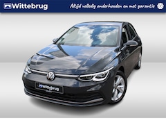 Volkswagen Golf - 1.4 eHybrid 204pk Style DSG Automaat / Navigatie / LM 16 inch / Parkeersensoren / APP Conn