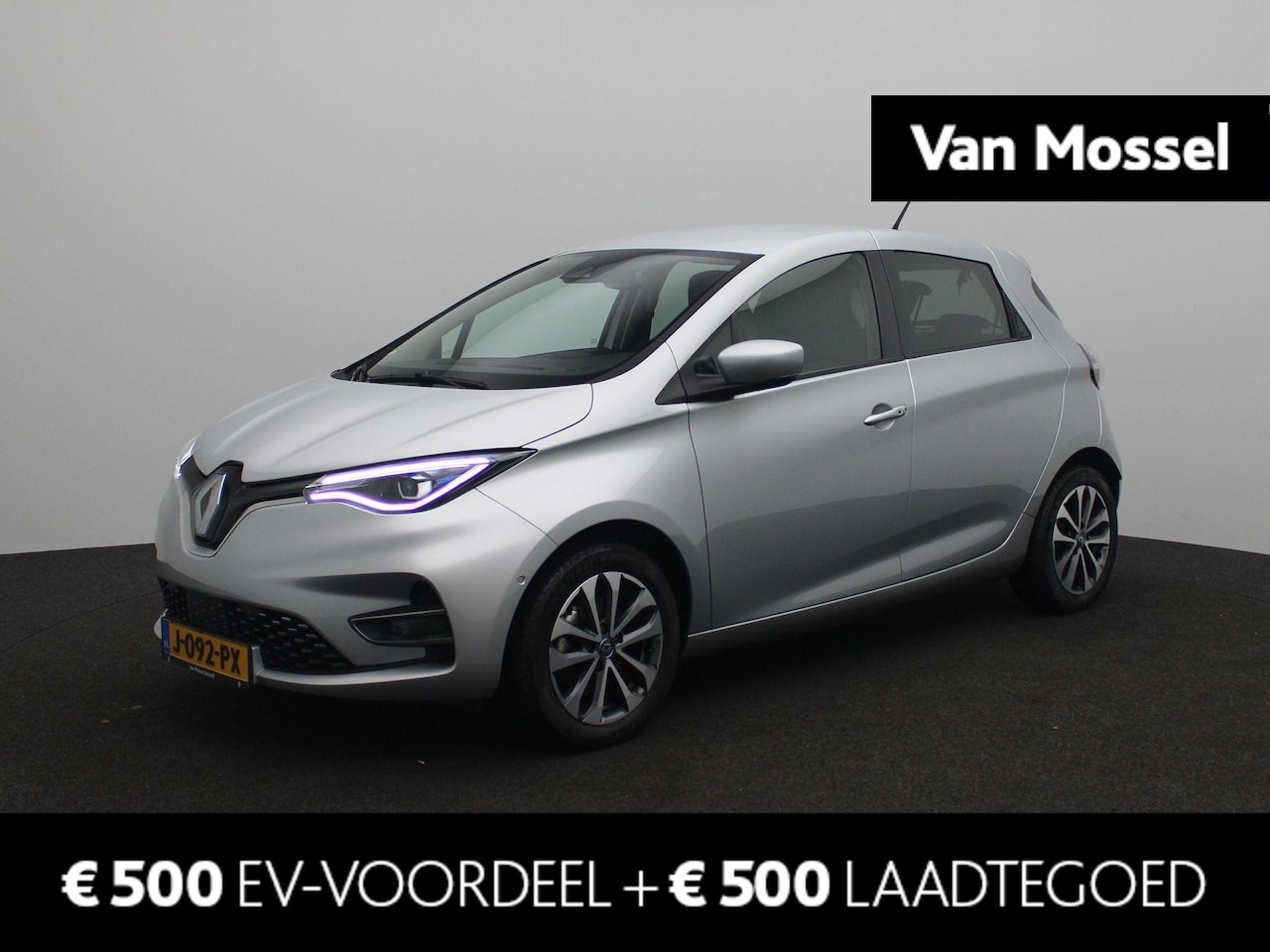 Renault Zoe - R135 Intens 52 kWh (ex Accu) | Automaat | Climate Control | Easy Link Navi met Apple CarPl - AutoWereld.nl