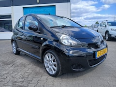 Toyota Aygo - 1.0-12V 144.000Km/Airco/5-deurs