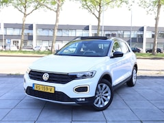 Volkswagen T-Roc - 2.0 TSI 4Motion Sport 190PK | Panodak | Virtual Cockpit | Elektrische kofferklep | Carplay