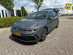 Volkswagen Golf - 1.5 eTSI R-Line Business panoramadak H&K sfeerverlichting camera head up display