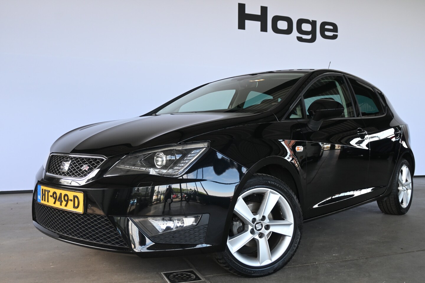 Seat Ibiza - 1.0 EcoTSI FR Connect Navigatie Airco Cruise control Trekhaak PDC 100% Onderhouden Inruil - AutoWereld.nl