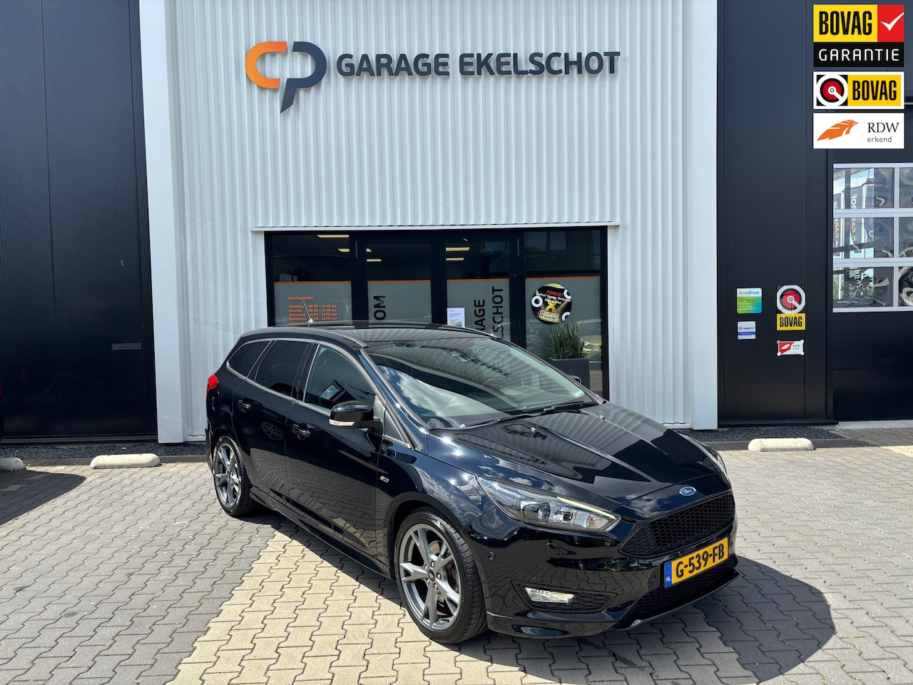 Ford Focus Wagon - 1.5 ST-Line 150pk / Carplay - AutoWereld.nl