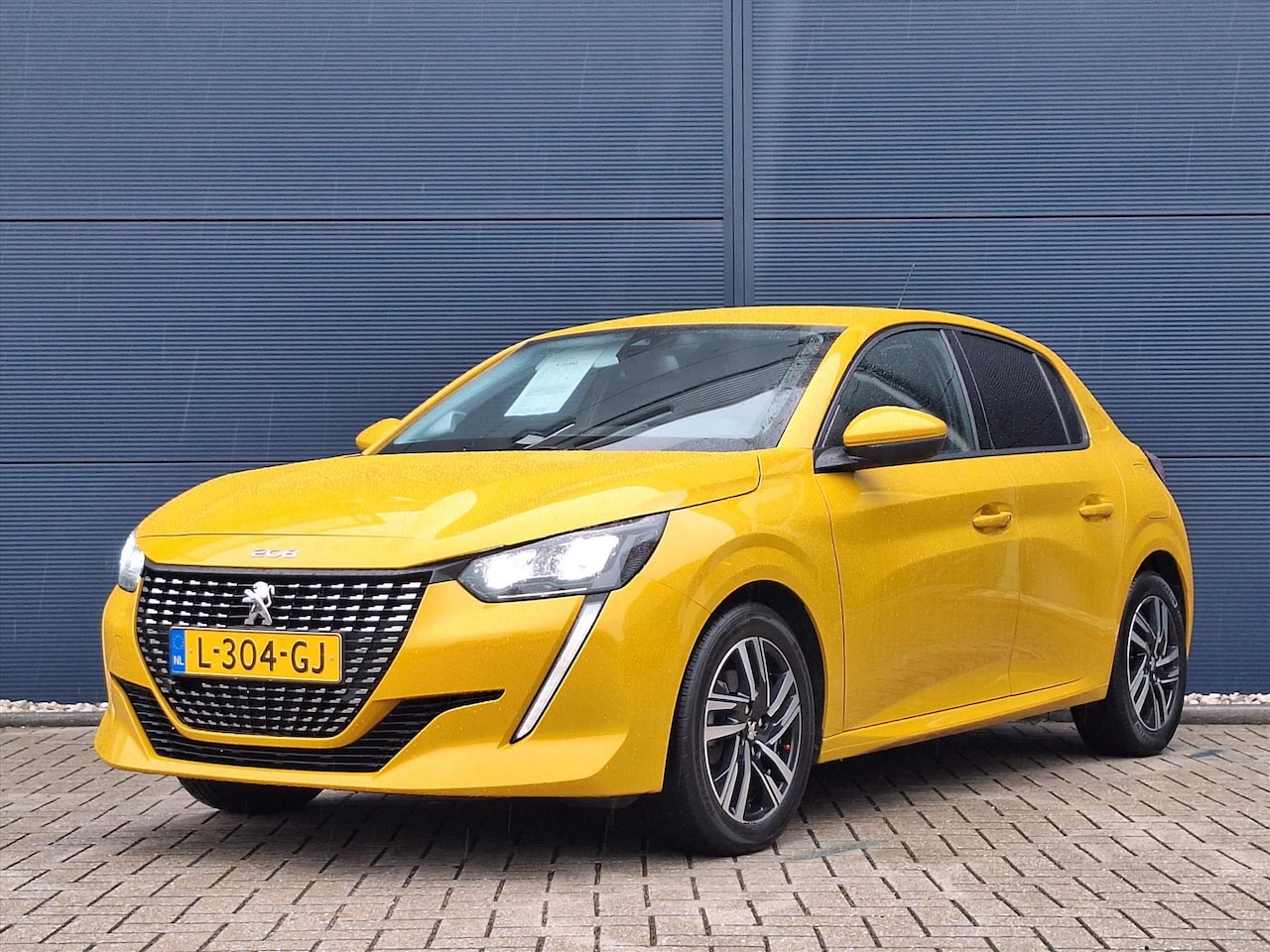 Peugeot 208 - 1.2 PureTech 100pk Allure | Climate Control | Navigatie | Cruise Control - AutoWereld.nl