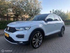 Volkswagen T-Roc - 2.0 TSI 4Motion Sport Carplay