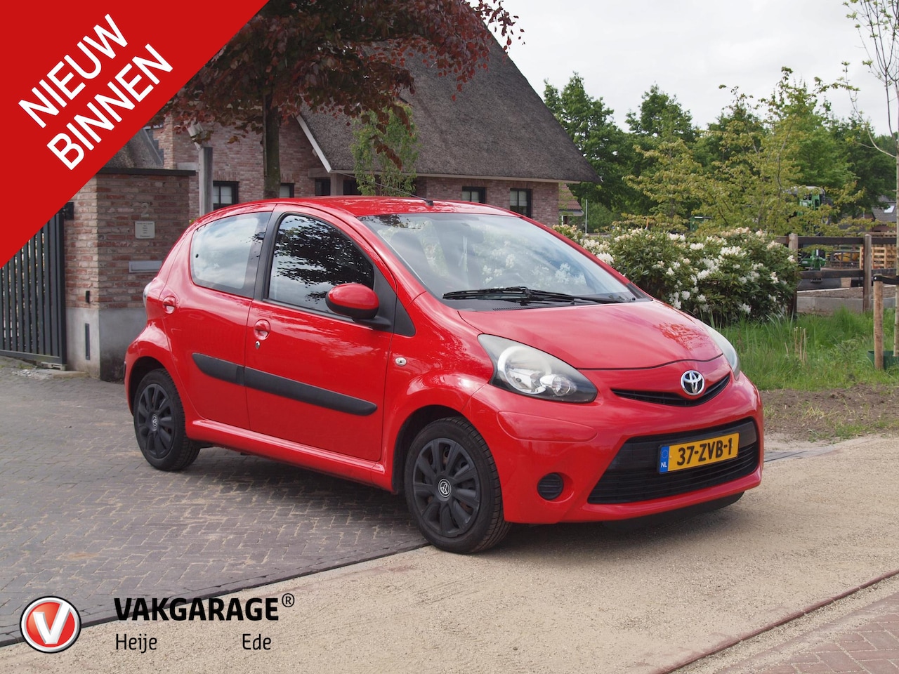 Toyota Aygo - 1.0 VVT-i Comfort | Bluetooth | Airco | Elektrische ramen | 5-deurs | - AutoWereld.nl