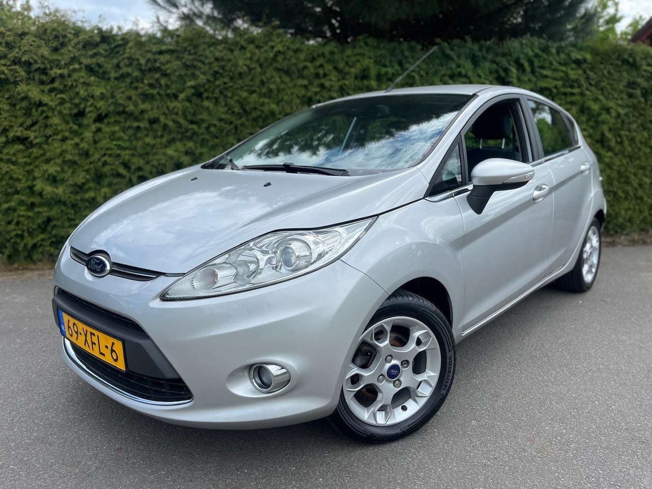 Ford Fiesta - 1.25 Titanium 5-drs ECC Cruise LM16 NL - AutoWereld.nl