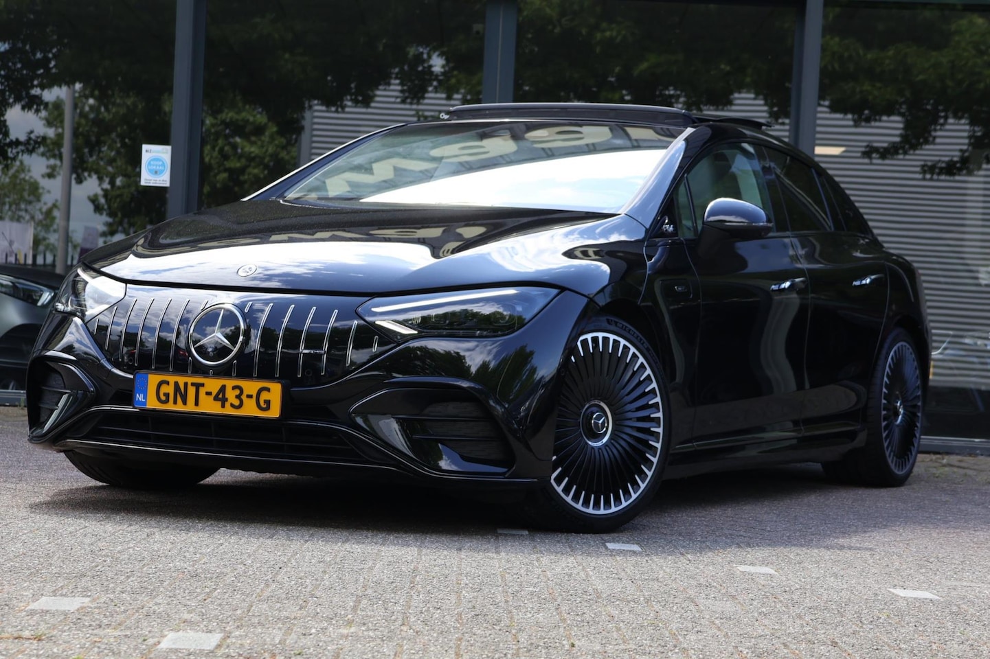 Mercedes-Benz EQE - AMG 43 4MATIC 90 kWh |Pano|Hyperscreen| - AutoWereld.nl