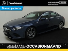 Mercedes-Benz A-klasse - 180 AMG Line / Stoelverwarming / Achteruitrijcamera / Panaroma-schuifdak /