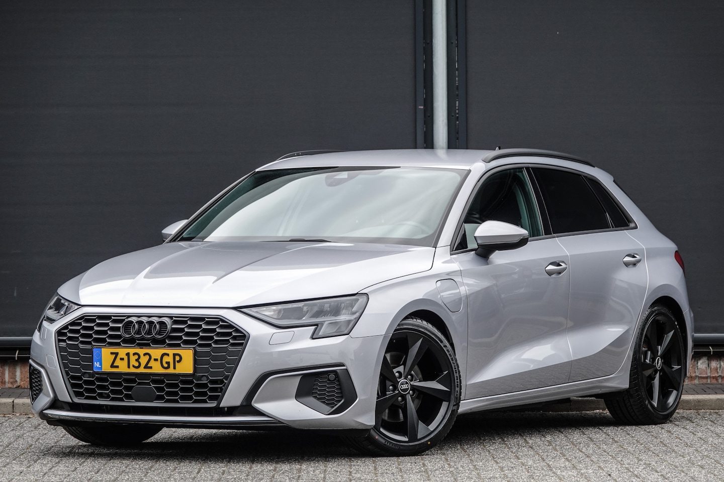 Audi A3 Sportback - 40TFSI-e 204Pk Aut. | Plug In Hybrid | Advanced Edition | Virtual Cockpit | 18'' | Floret - AutoWereld.nl