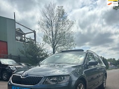 Skoda Octavia Combi - 1.6 TDI Greentech Ambition Businessline Export