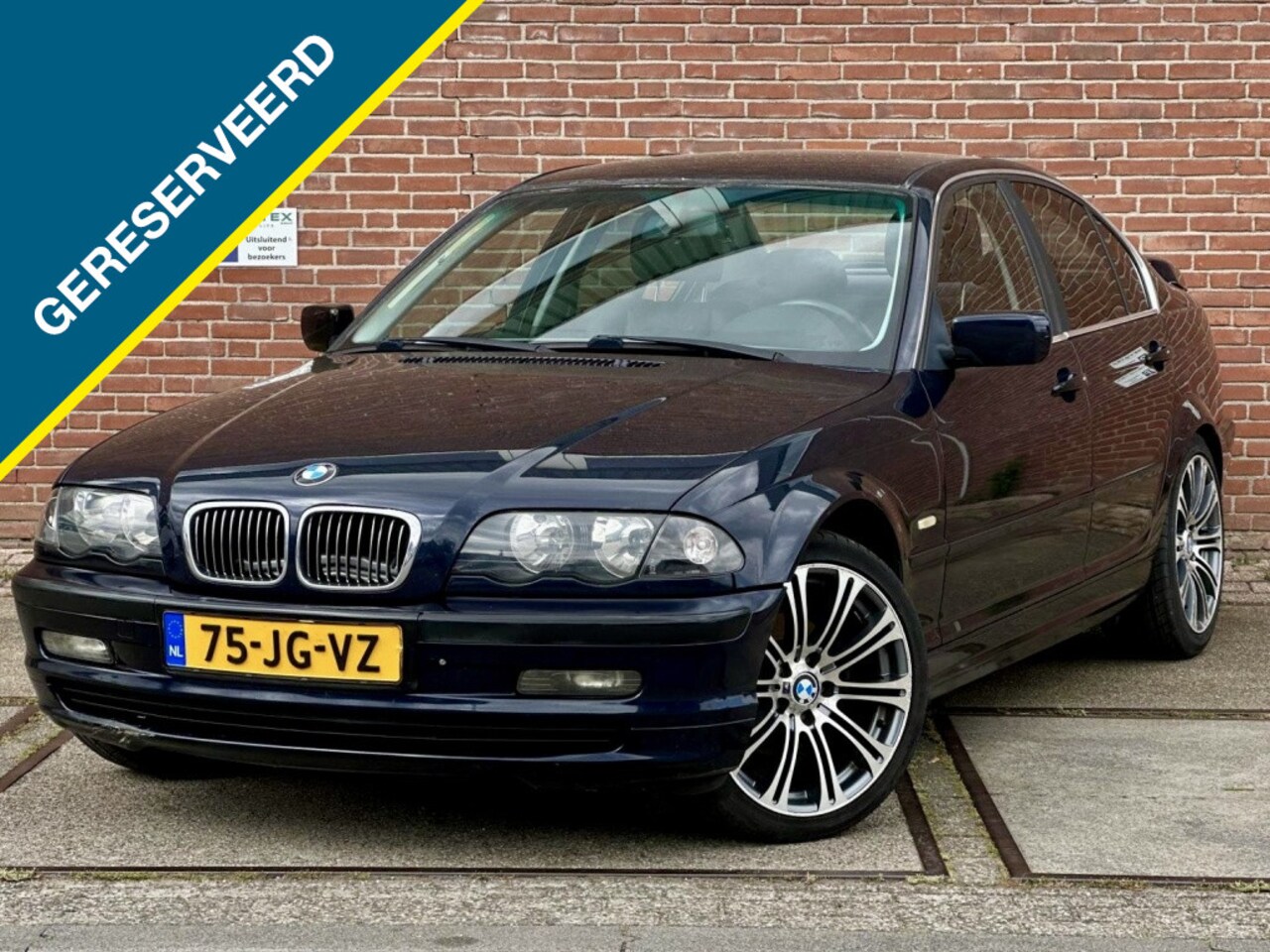 BMW 3-serie - 320 i 320i - AutoWereld.nl