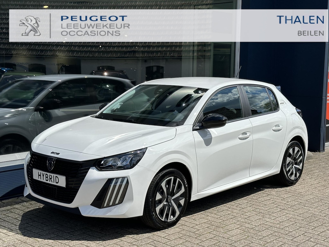 Peugeot 208 - 1.2 Hybrid 110 e-DCS6 Style 1.2 Hybrid 110 e-DCS6 Style - AutoWereld.nl