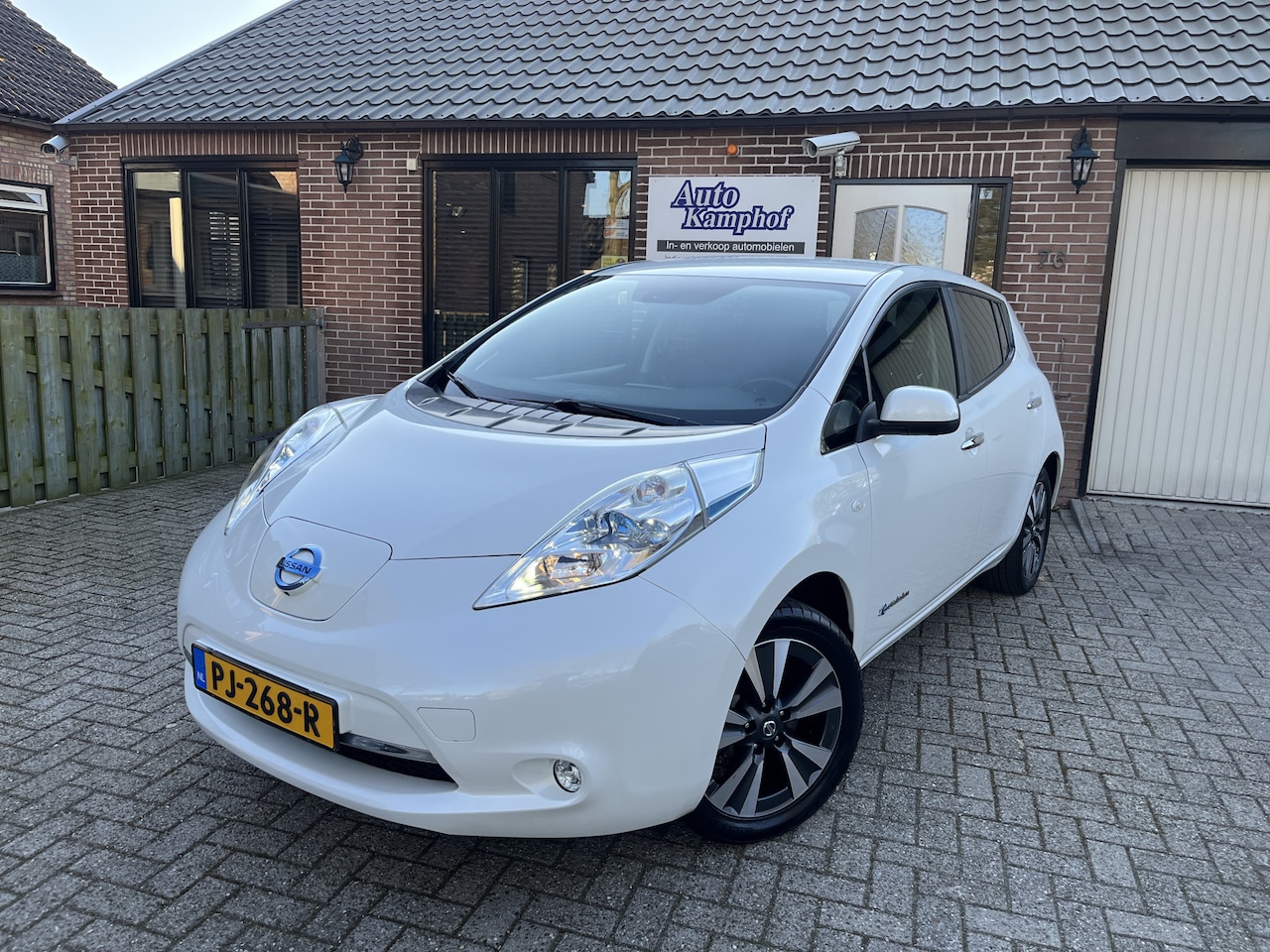 Nissan LEAF - Business Edition 30 kWh Leer 360 Camera - AutoWereld.nl