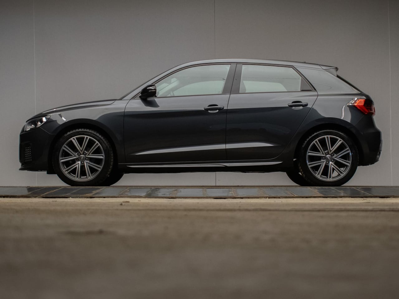 Audi A1 Sportback - 25 TFSI epic Sport (APPLE CARPLAY,NAVI,DIGITALE DASH,LED,CRUISE,DAB,ELEKTRISCH PAKKET,SPOR - AutoWereld.nl