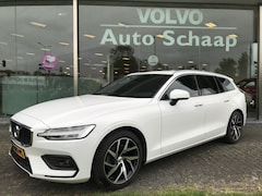 Volvo V60 - 2.0 D4 Momentum Pro Automaat | Rijklaar incl 12 mnd Bovag | Keyless Trekhaak Navigatie Ada