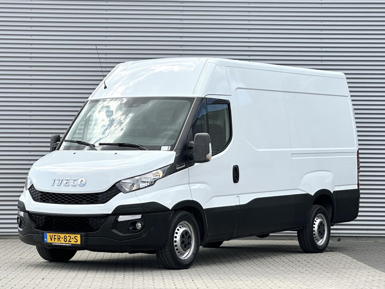 Iveco Daily - 35S17V 3.0 automaat airco 3.0 motor N1 - AutoWereld.nl