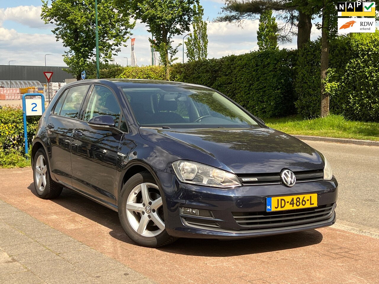Volkswagen Golf - 1.0 TSI *Automaat |Nette Auto |Direct Rijklaar! - AutoWereld.nl