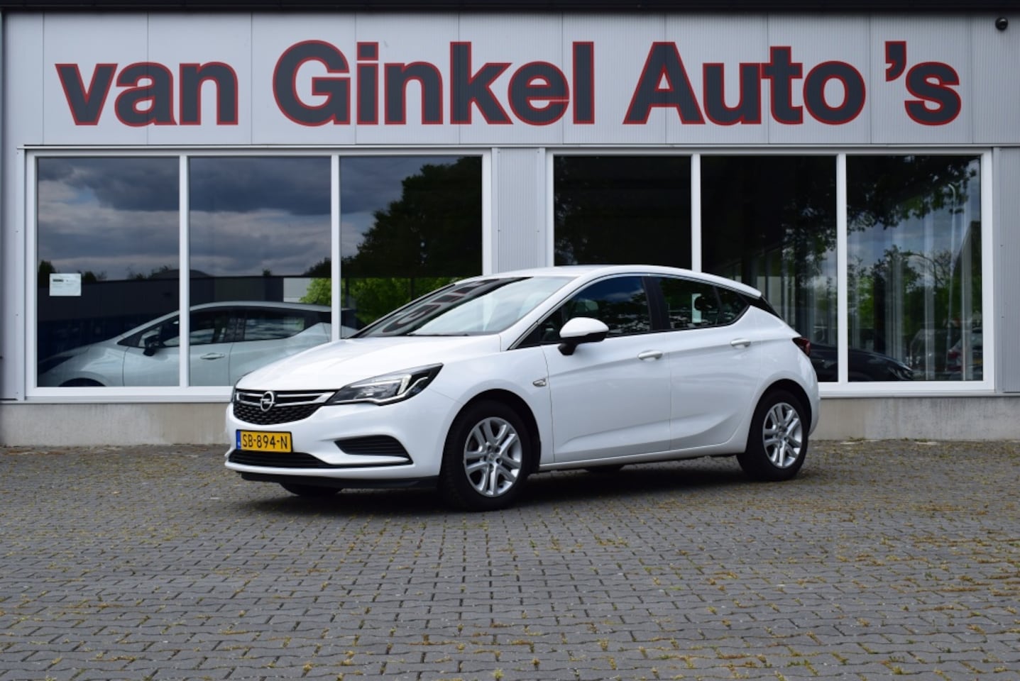 Opel Astra - 1.0 Business+ | PDC | NAVI | LM velgen | NAP - AutoWereld.nl